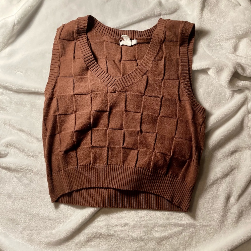 Brown, stretchy vest, size XL